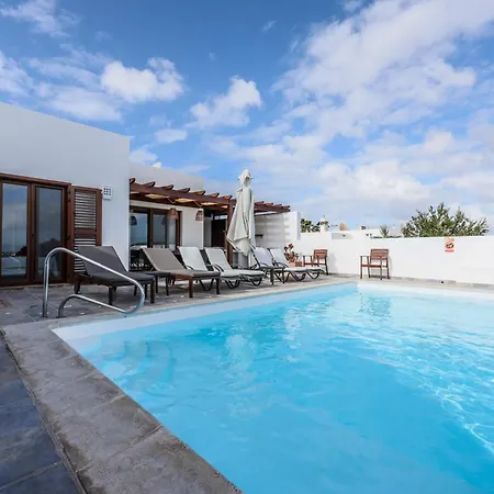 Villa Lanzarote Altos By New Lanzasuites Serena Playa Blanca (Lanzarote)