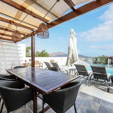 Lanzarote Altos By New Lanzasuites Serena * 플라야블랑카