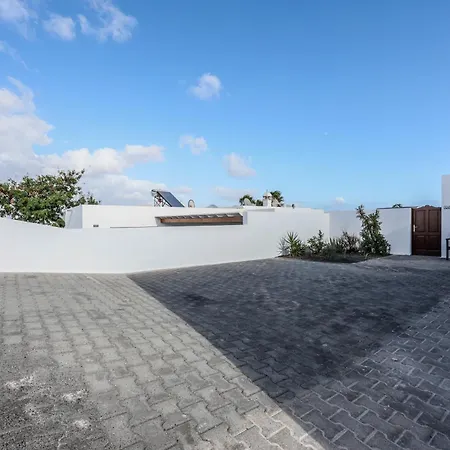 Lanzarote Altos By New Lanzasuites Serena *